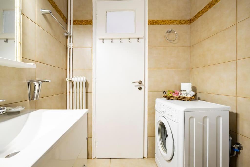 Athens Paradise Cozy 53 Sqm Apartament Near To Metro מראה חיצוני תמונה