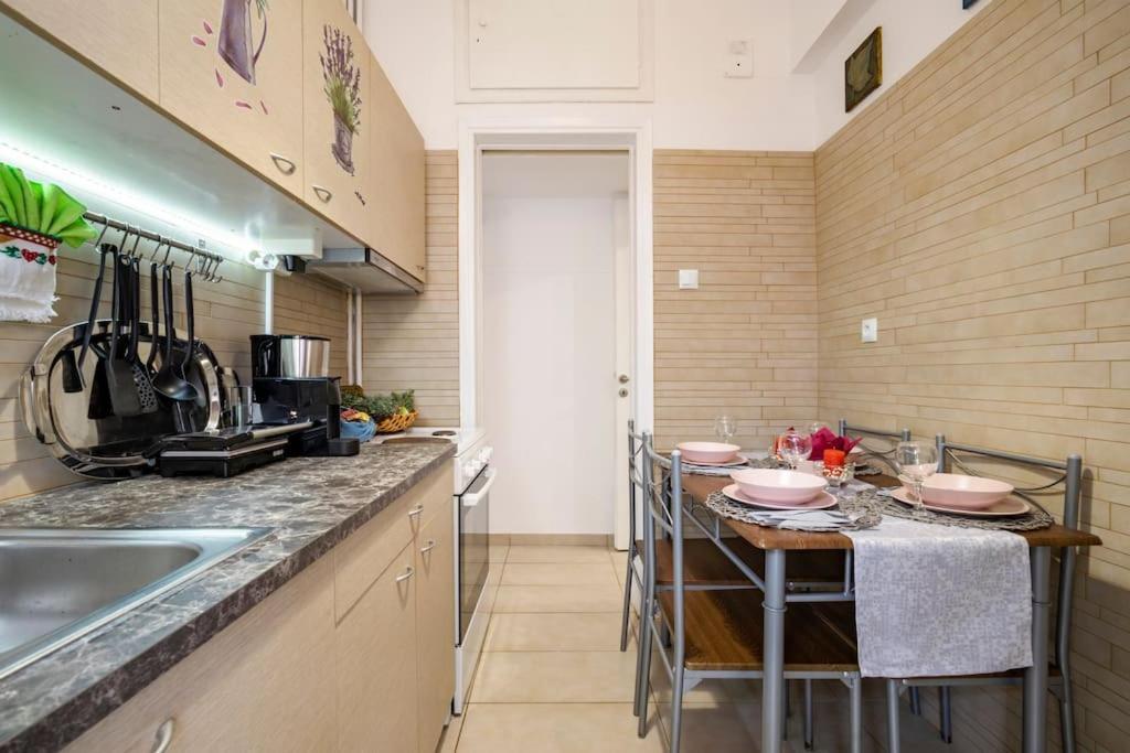 Athens Paradise Cozy 53 Sqm Apartament Near To Metro מראה חיצוני תמונה